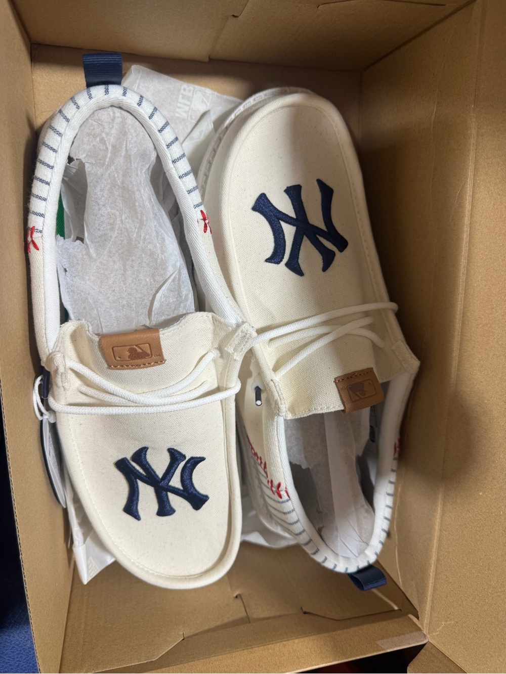 Hey Dude Men's Canvas Boat Shoes with Navy Logo 11 NWT⚾️